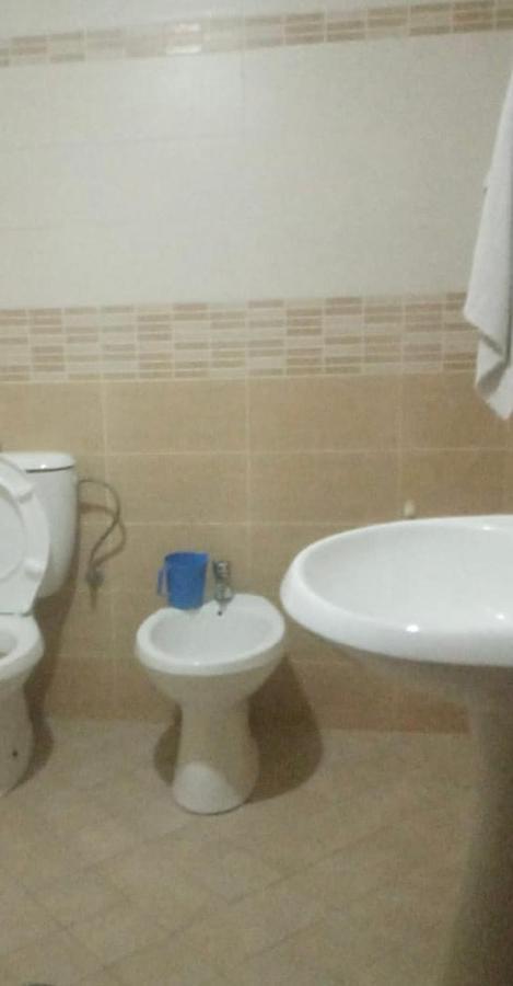 Nina Guest House Тирана Экстерьер фото