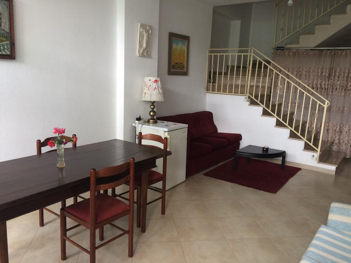 Nina Guest House Тирана Экстерьер фото